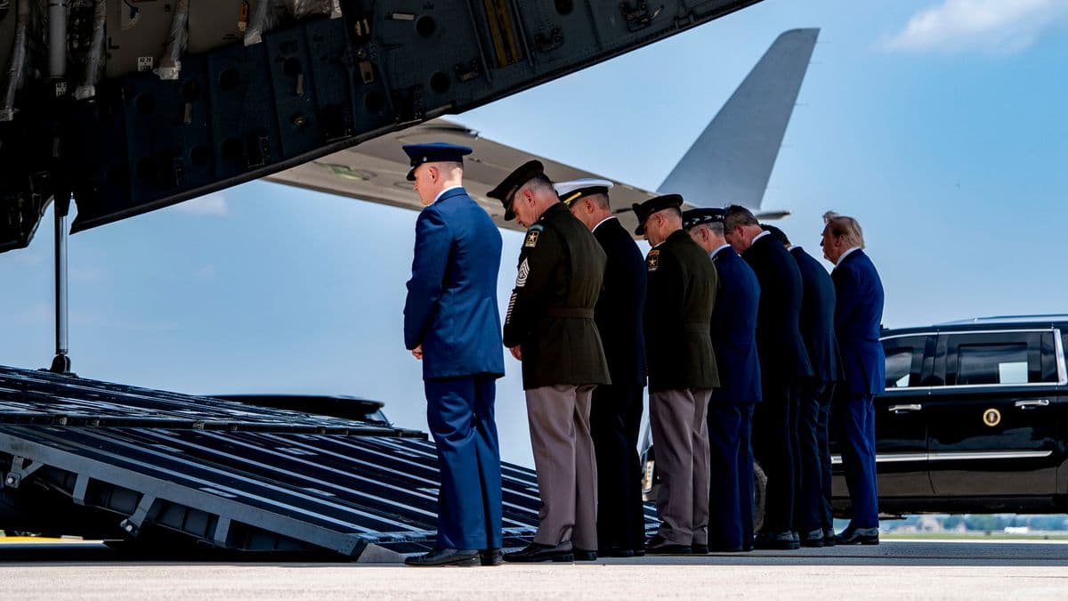Trump slammed as 'disgraceful' for not bowing during soldiers dignified transfer